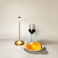 2600 MAH advanced simple wireless charging desk lamp, hotel bar table decorative light